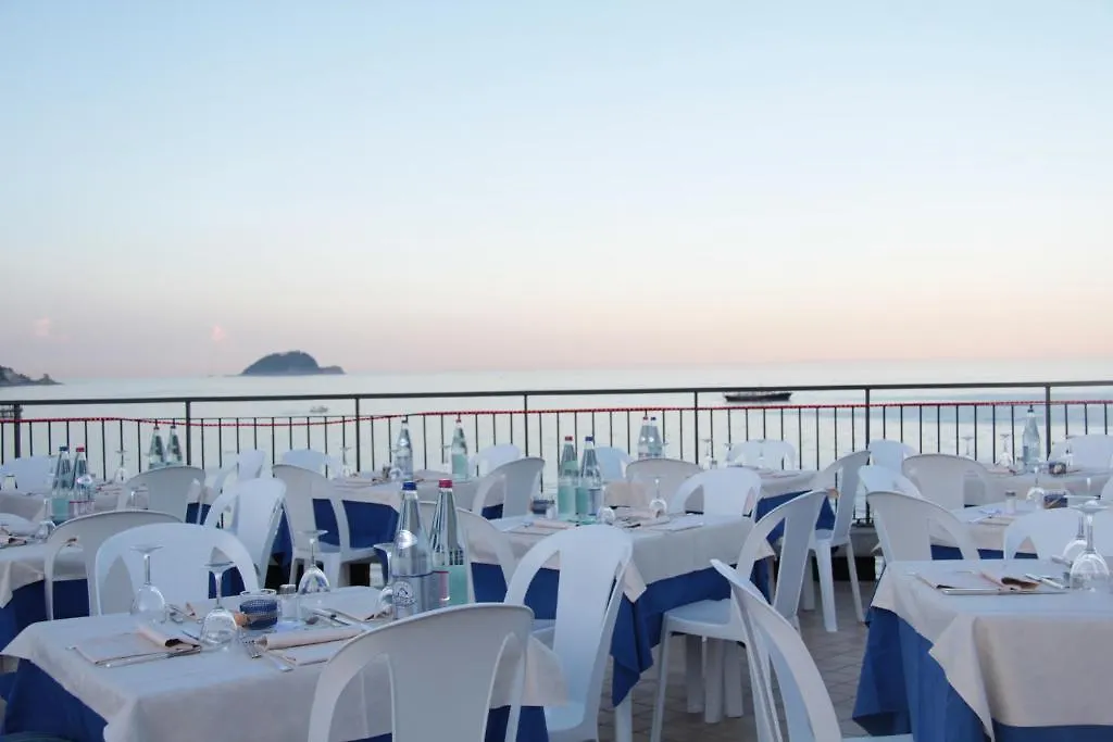 Hotel Nuovo Al Mare Alassio Italien